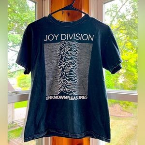 Joy Division: Unknown Pleasures Album Tee